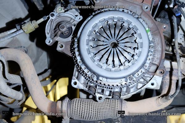 BMW mechanic in Kansas City can do transmission repair