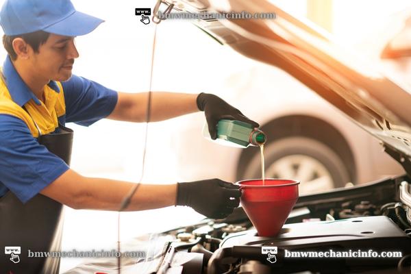 How Does Engine Oil Work