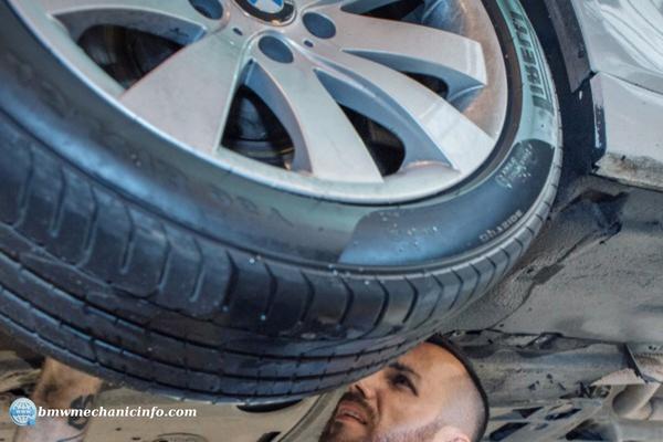 Why Choose A Certified BMW Mechanic For Repairs